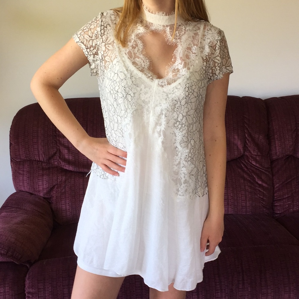 Black and White Floral Lace Dress